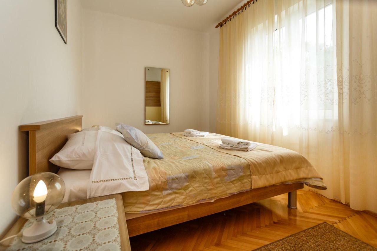 Villa Rosi Krk Town Extérieur photo